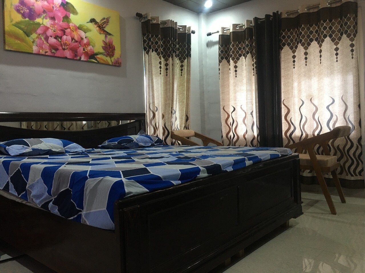 StaHouz Samlaun Homestay - Tap to explore photos