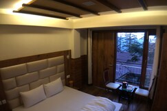 Backwoods B&B Mall Road Shimla