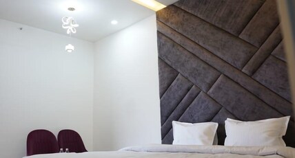Hotel Ashirvad And Family Restaurant Room Type - Executive with Air Conditioning