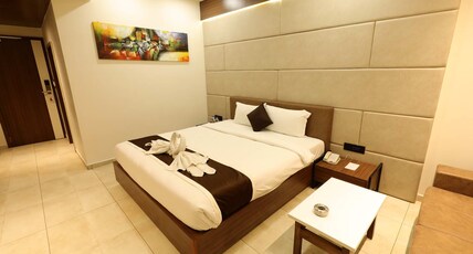 The City Tower Hotel Room Type - Mini Suite Room With Balcony