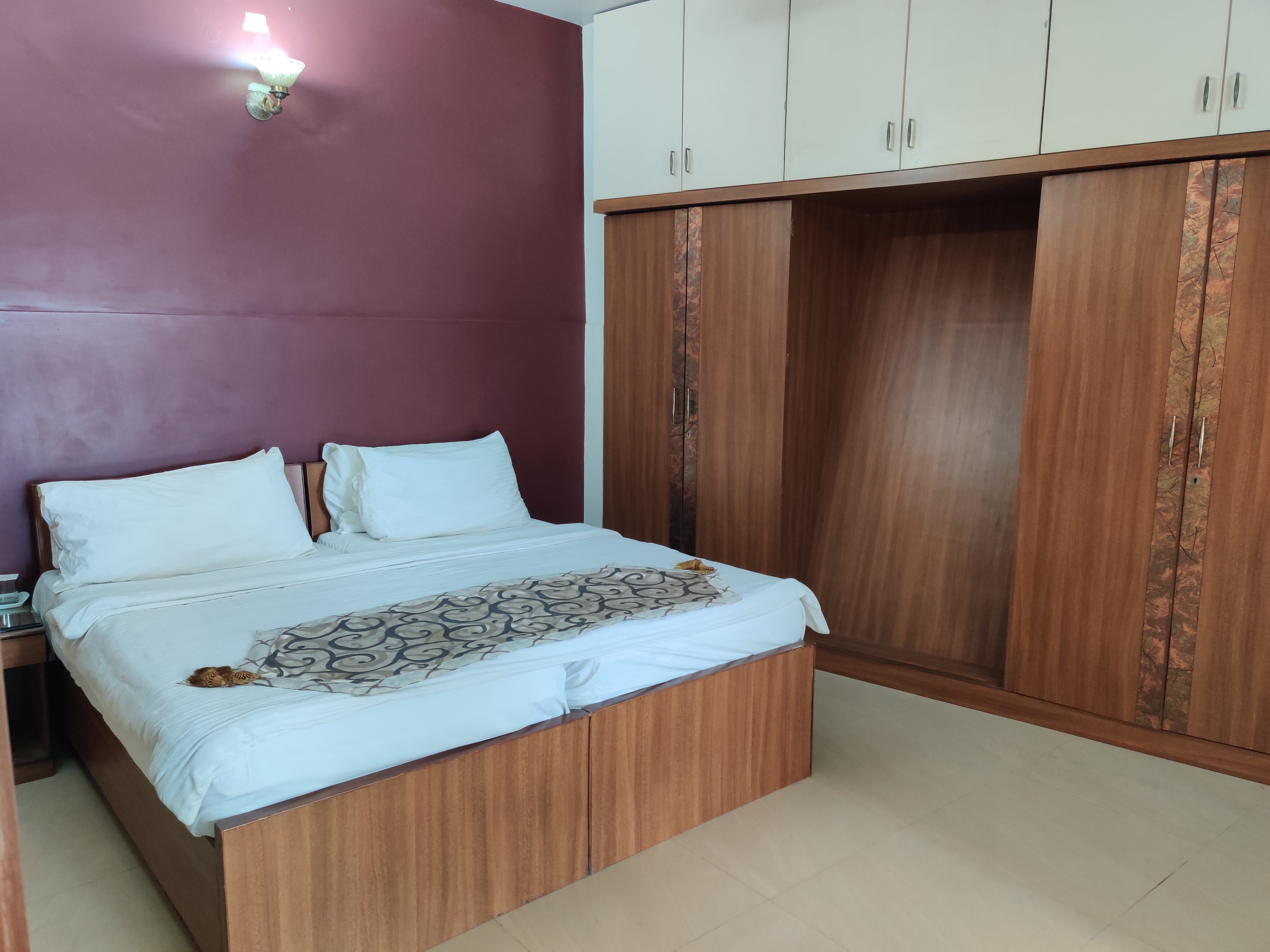 The Bhopal Grand'e - Tap to explore photos