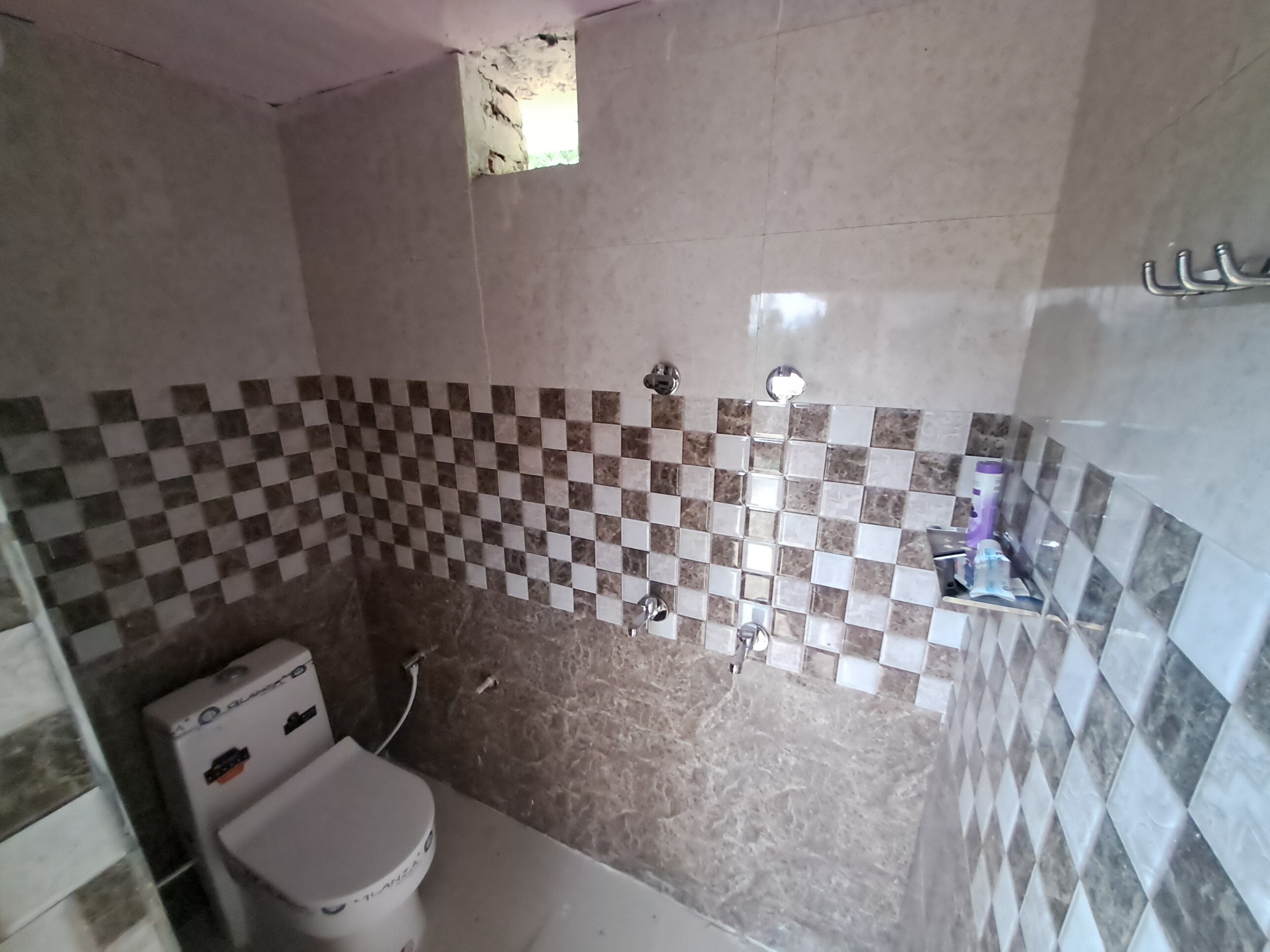 Guide to Heaven Homestay - Tap to explore photos