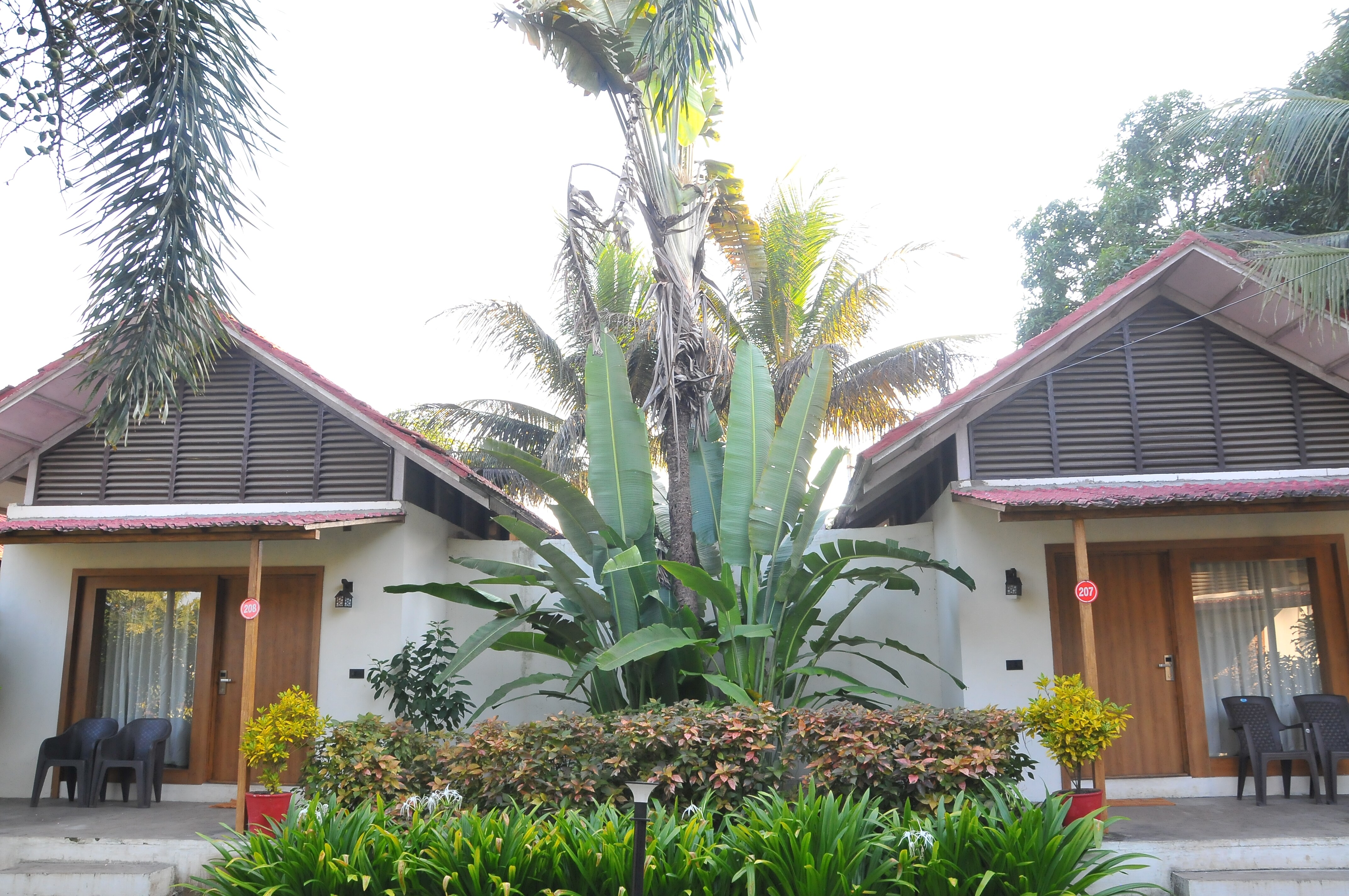Gir Vanvaso Resort - Tap to explore photos