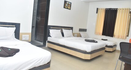 Hotel Sai Vishwkarma Room Type - Double Bed Room. Non A.C.