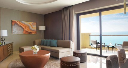 Fairmont Ajman Room Type - 1 Bedroom Corner Suite