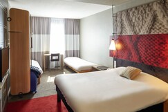 Address of ibis Cholet
