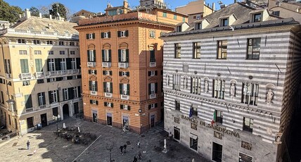 Best Western Hotel Metropoli Room Type - 1 King 1 Single, Non-Smoking, Family Room, One Extra Bed, City View, Safe, Kettle