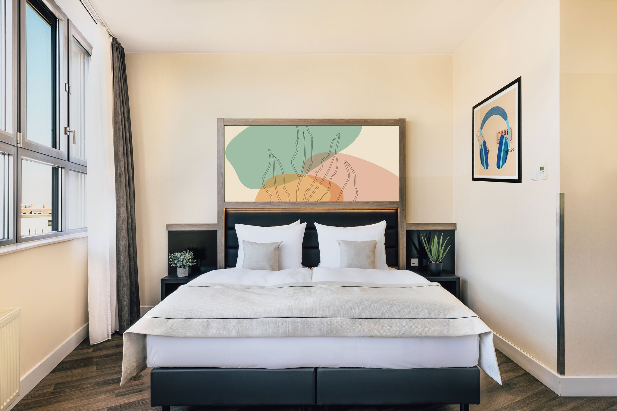 Garner Hotel BERLIN - CHARLOTTENBURG - Tap to explore photos