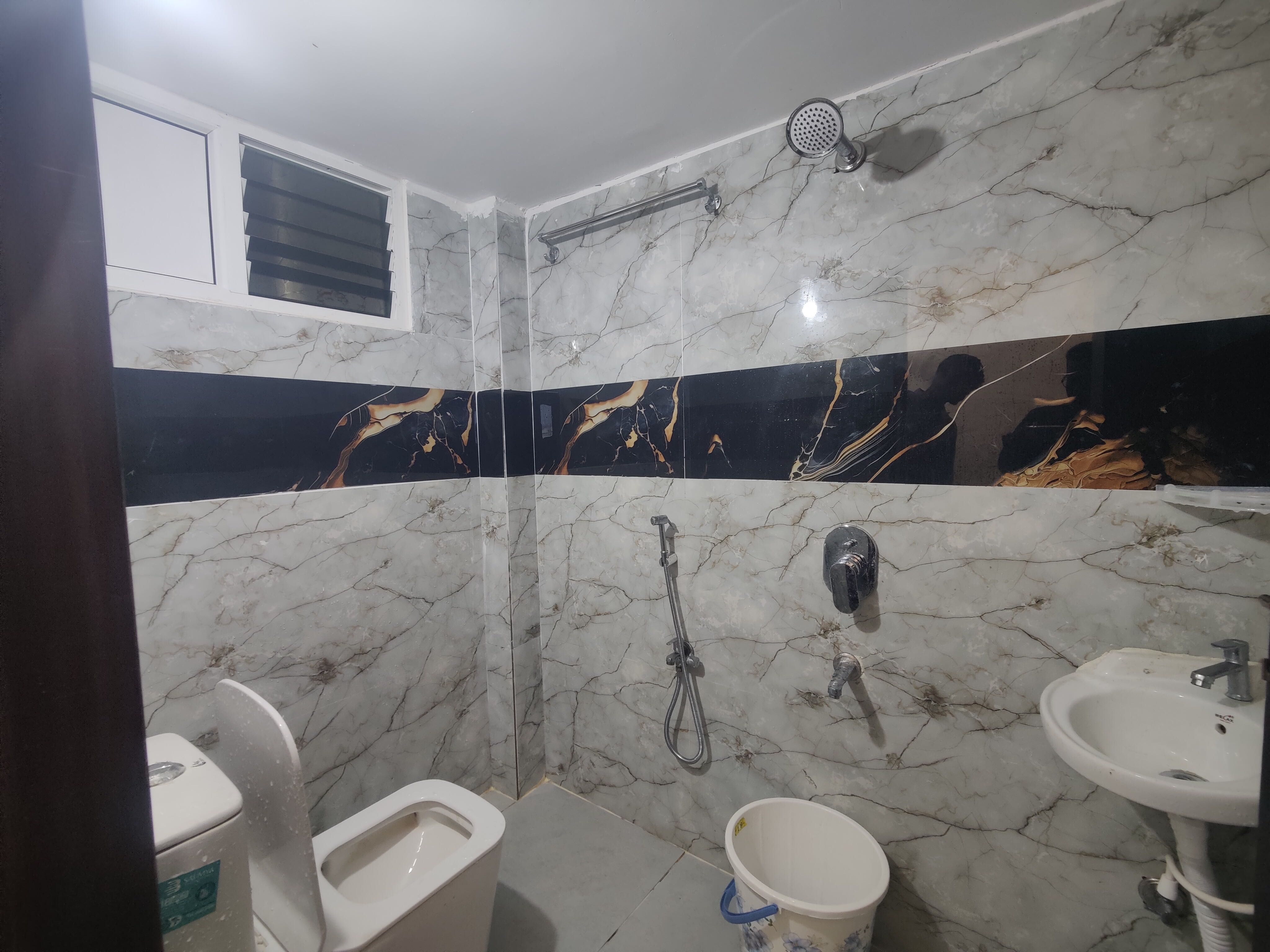 Collection O Mannair Riverview Formerly Krishna Grand - Tap to explore photos