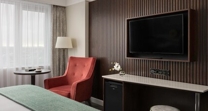 Crowne Plaza Hotel Blanchardstown Room Type - 1 King Premium
