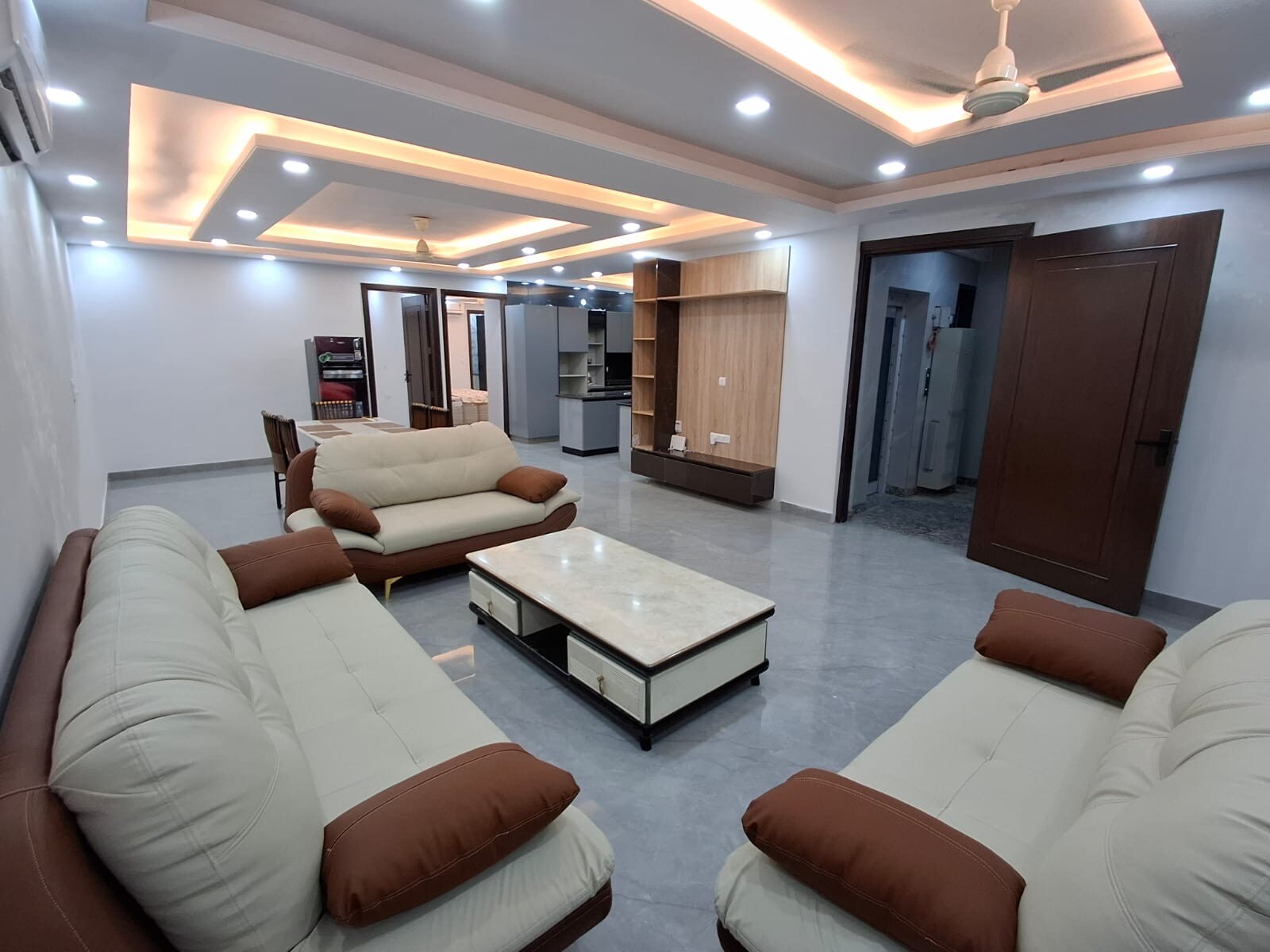 Stella Homestay Airport View - Tap to explore photos