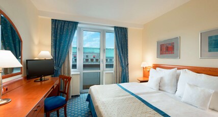 Ramada Prague City Centre Room Type - Standard King Room-Non-Smoking