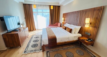 Hotel Amanthi Ladakh (2 minutes walking distance to Mall road) Room Type - Executive Room with Balcony