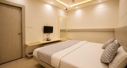 Hotel Blue Mountain Room Type - Super Deluxe Room Hotel Blue Mountain Room Type - Super Deluxe Room