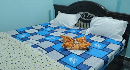 Yuvarathna Hampi Stay Room Type - Family room non A/c bedroom 2