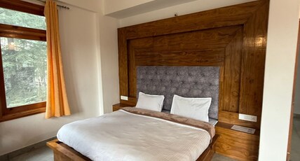 The Hotel Pinewood by Offlimits Homes Room Type - Super Deluxe Mountain View Room