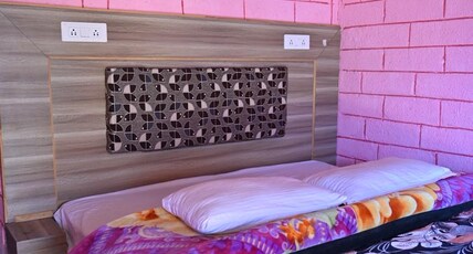 Green Apple Homestay Room Type - Room no 3