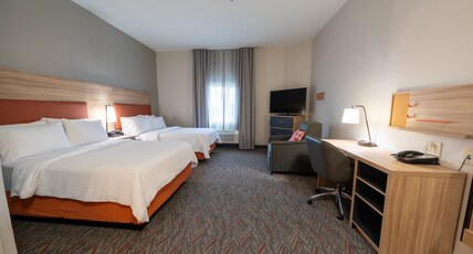 Candlewood Suites DEER PARK, an IHG hotel Room Type - 2 Double Beds Studio Suite