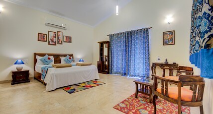 Villa Ikebana | Rooms & Pool Room Type - Room 1 Balcony and Bathtub ( 2nd floor)