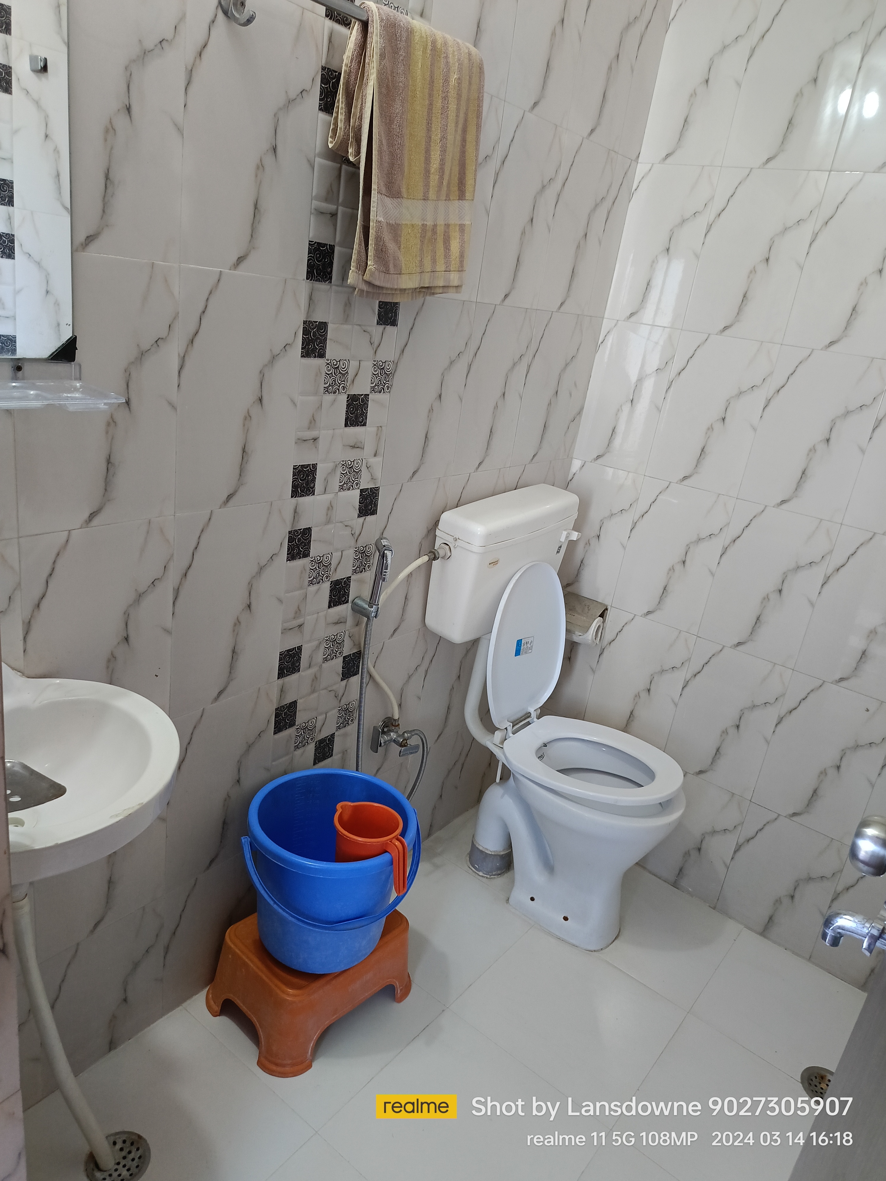 Joshi Holiday Home Stay - Tap to explore photos