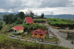 Cloudy Nandy Hills Poombarai