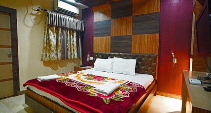 HOTEL PRASANT Room Type - Suite Room