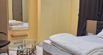 Monto hotel and restaurant Room Type - Luxury room