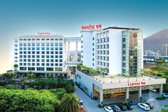 Express Inn The Business Luxury Hotel