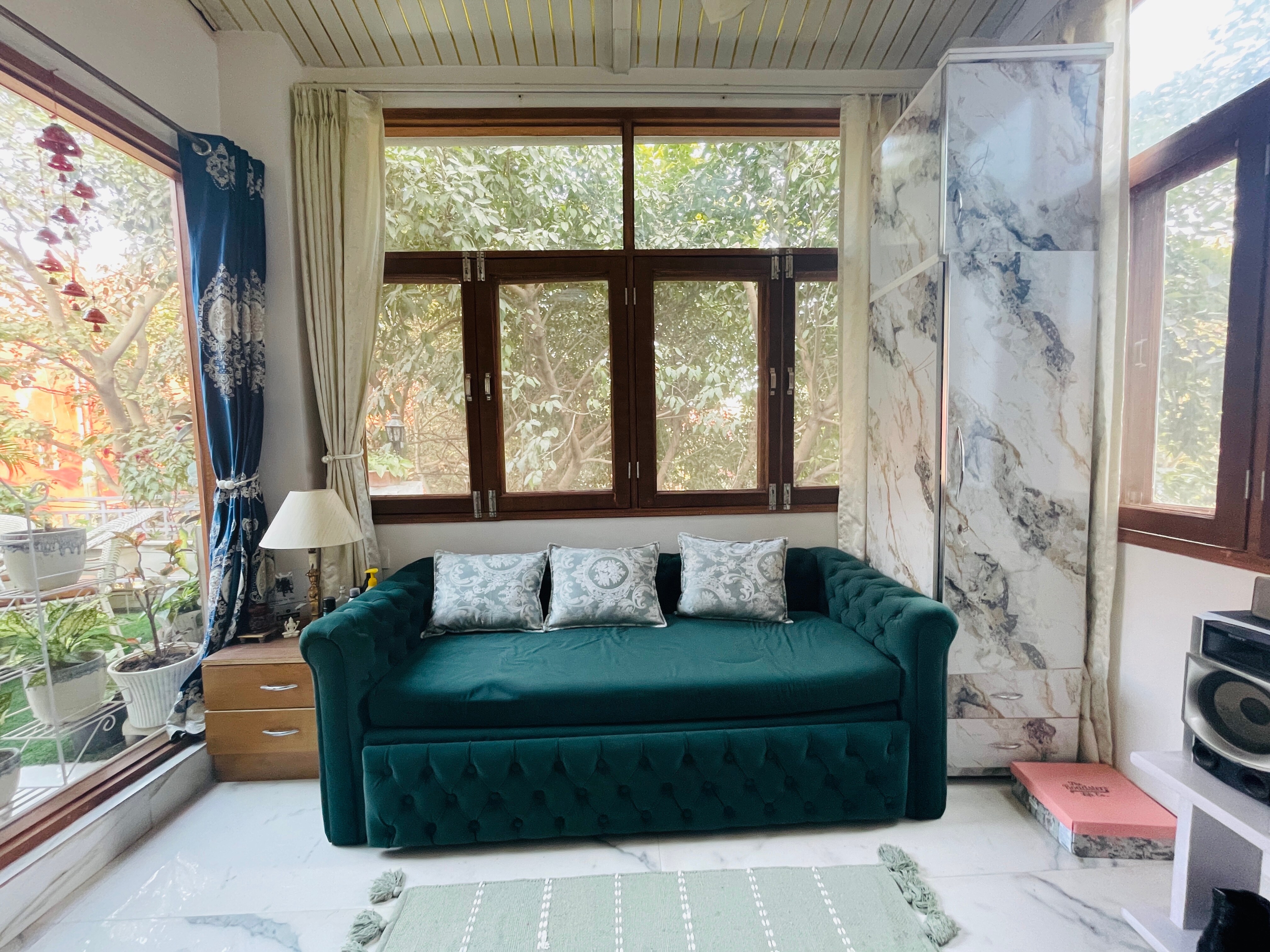 DDA Flats - Tap to explore photos