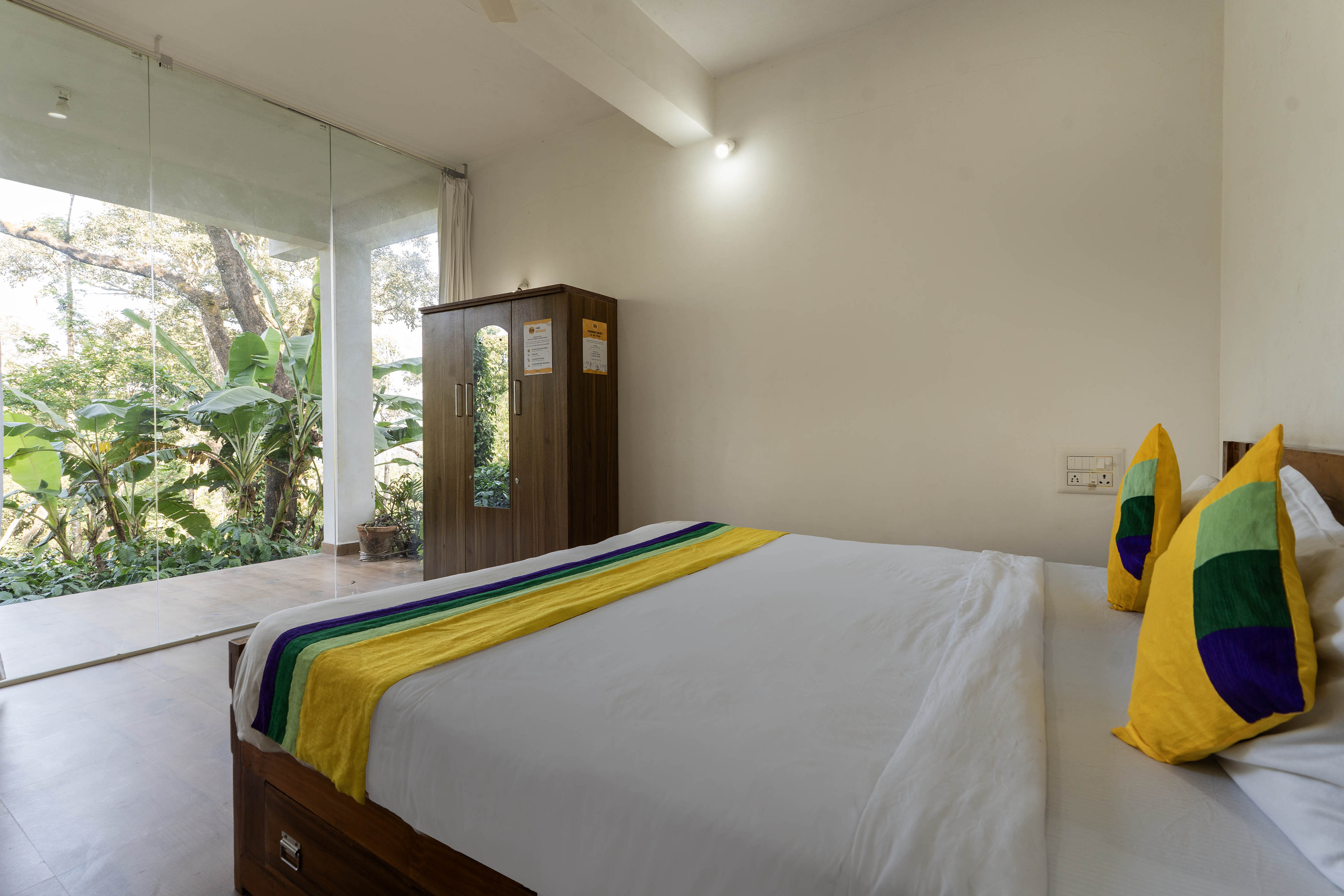Itsy Hotels Jammabane Cottage, 5 Minutes To Mountain View Coffee Plantation - Tap to explore photos