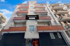 Townhouse Phase 3 DLF Cyber City