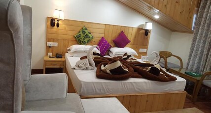 Hotel Kayanat Room Type - Smart Attic Room with Interface