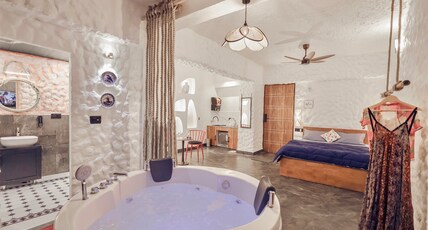 Airnest Stays Casa Jacuzzi Luxury Room Room Type - Airnest Stays Casa Jacuzzi Luxury Room