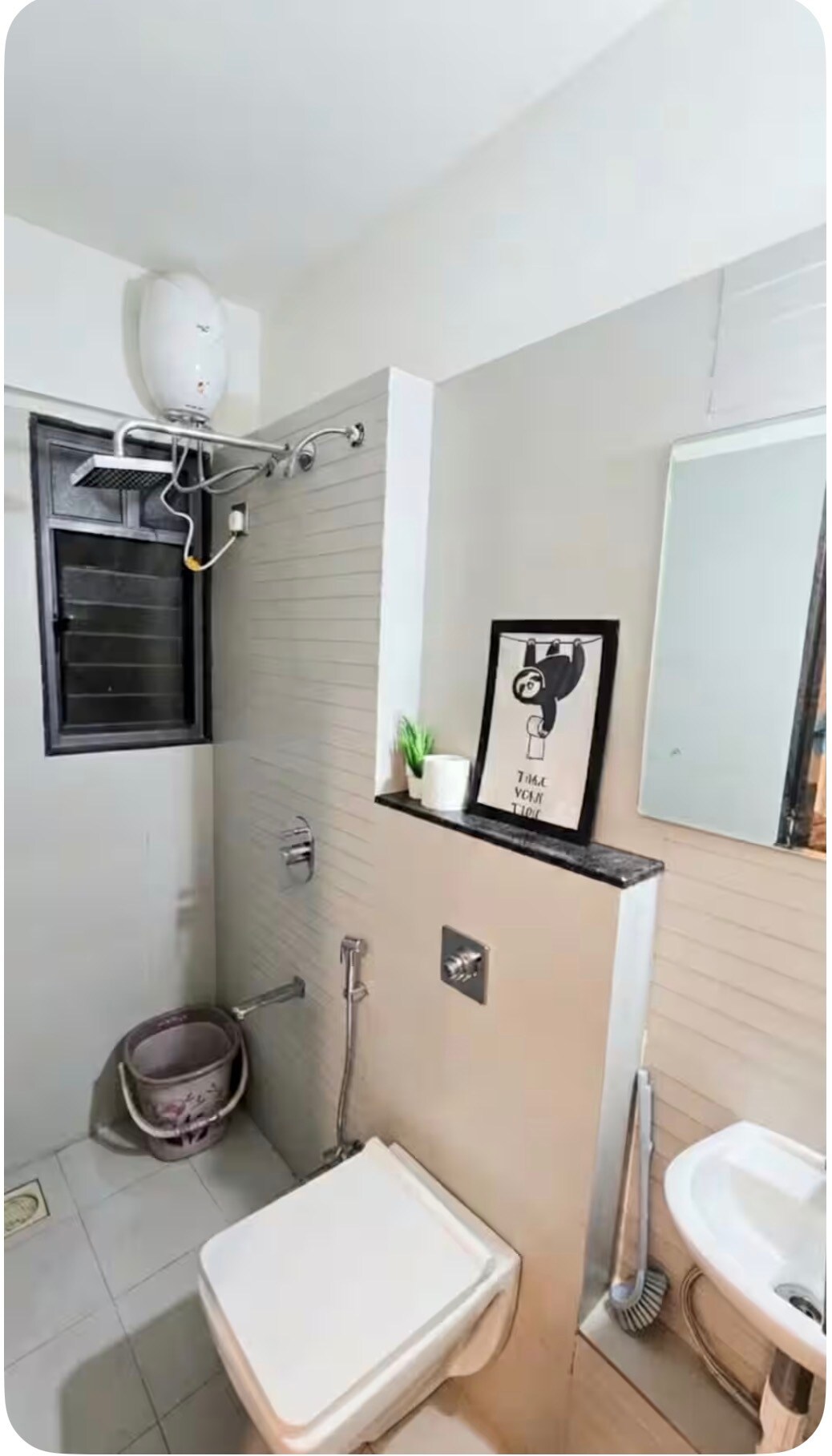 Elegant 1 RK Studio Near High Street IT Hubs - Tap to explore photos