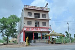 Hotel Shri Karni Palace And Restaurant