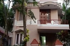 Thushara Room in a Homestay