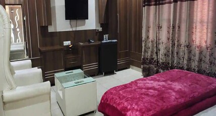 Hotel Kesri Room Type - Deluxe Room