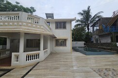 LSQ Double Decker Villa