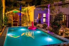 StayHaven Oasis Pvt 3BR Pool Villa BBQ Bonfire
