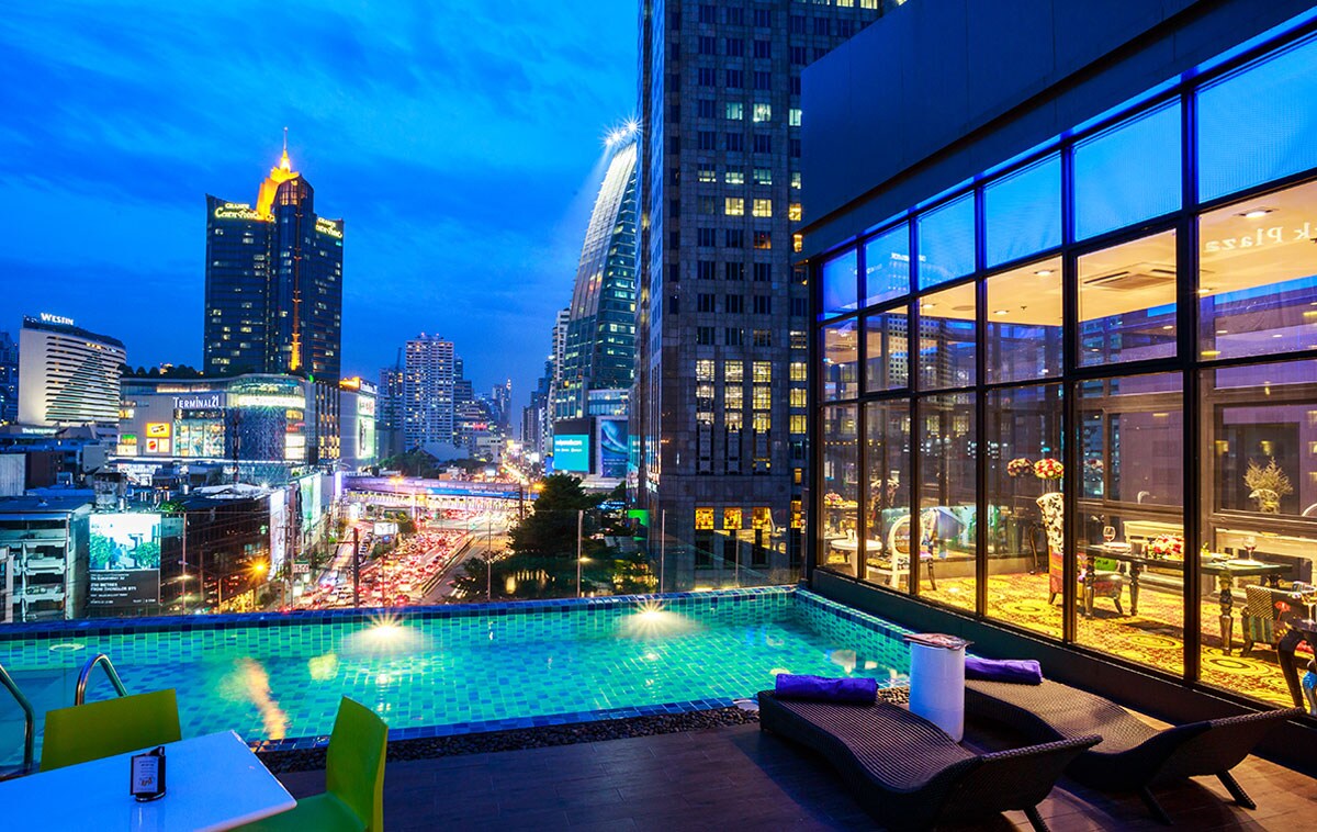 Hotel Clover Asoke - Tap to explore photos