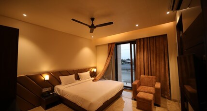 The Imperial Prime Inn Room Type - Deluxe Room