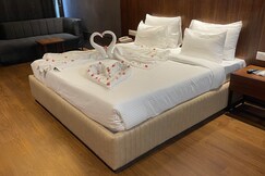 Hotel Pradoe - (Opp Mittal Mall)
