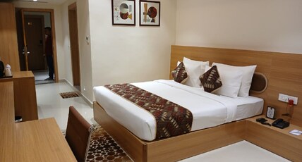 The Grand Sita Room Type - Deluxe King