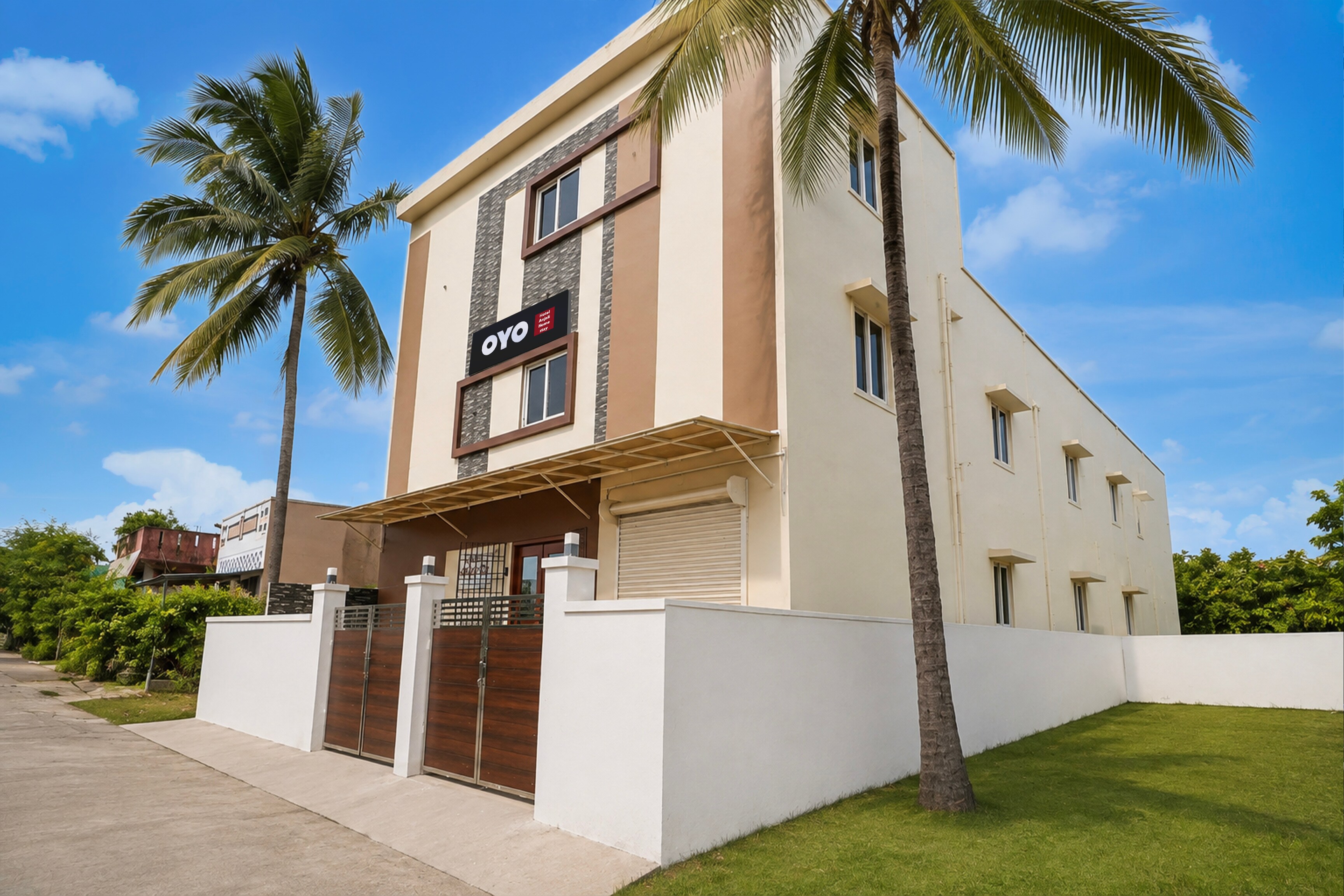 Spot On Anjali Homestay - Tap to explore photos