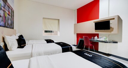 Collection O Hotel Promenade Cihampelas Room Type - Indonesia Suite Triple