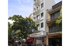 Little Diamond Hotel