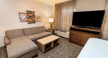 Staybridge Suites WASHINGTON DC EAST - LARGO Room Type - 1 King Bed Studio Suite