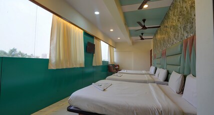 Hotel Balaji Residency Room Type - Triple Deluxe Room Hotel Balaji Residency Room Type - Triple Deluxe Room