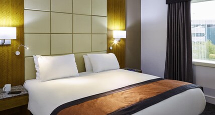Mercure St Helens Room Type - Suite with one King size bed