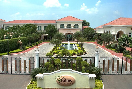 The Palms Town & Country Club